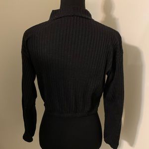 S/M 
Olivia Rae 
Black 
Pleated Sweater 
Long Sleeve
Great condition